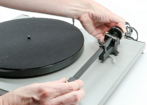 Setting the Tracking Force and Anti-Skate